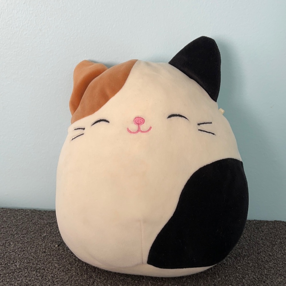 squishmallow- karina the calico cat